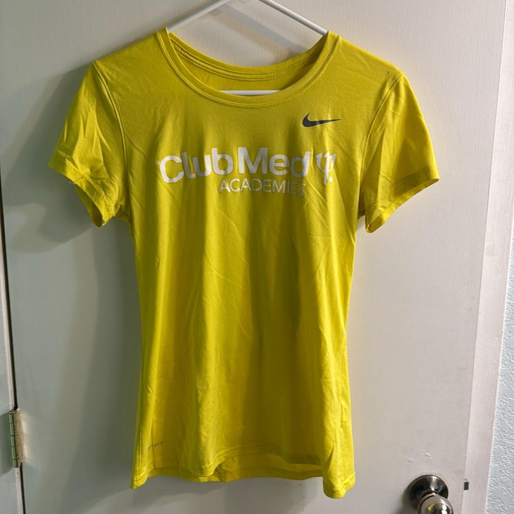 Nike Dri Fit Club Med Academies workout shirt size small